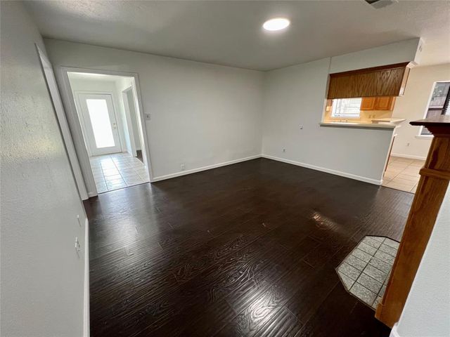 10447 Winding Trail Road, La Porte, TX 77571