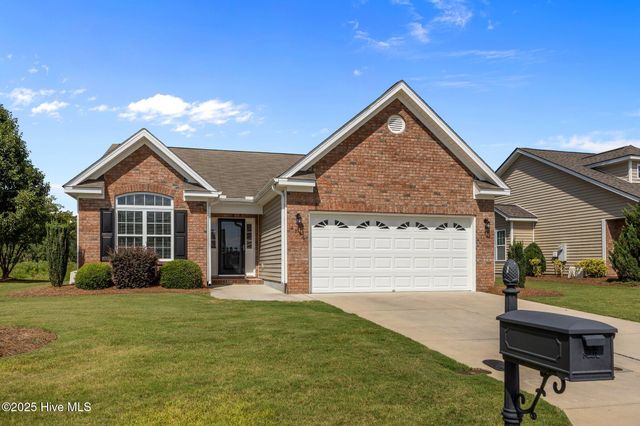 1716 Stone Wood Drive, Winterville, NC 28590