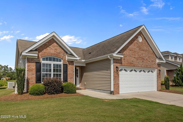 1716 Stone Wood Drive, Winterville, NC 28590