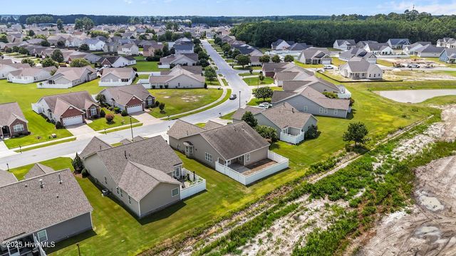 1716 Stone Wood Drive, Winterville, NC 28590