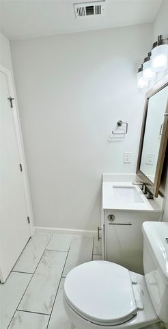 5014 San Jacinto Street 204, Dallas, TX 75206