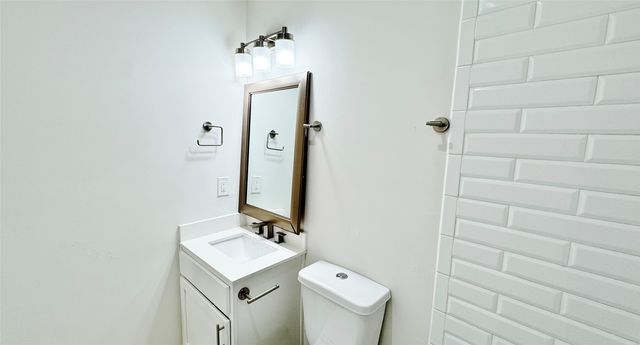 5014 San Jacinto Street 204, Dallas, TX 75206