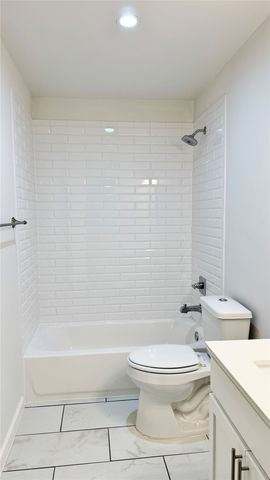 5014 San Jacinto Street 204, Dallas, TX 75206