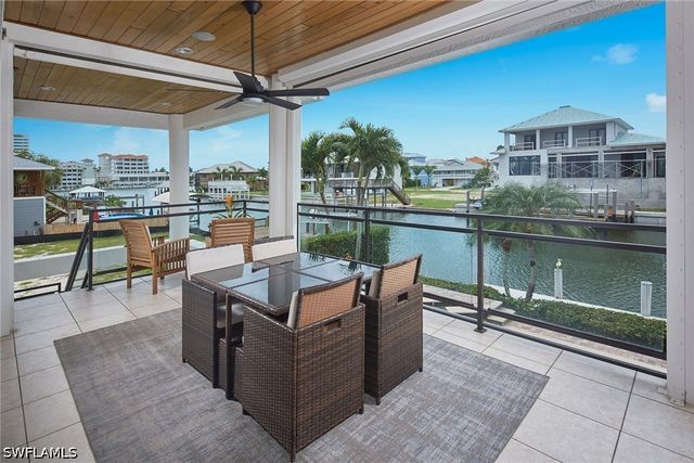 319 Lagoon AVE, Naples, FL 34108