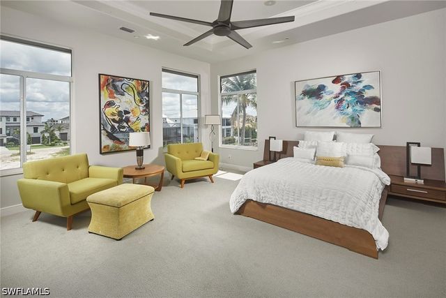 319 Lagoon AVE, Naples, FL 34108