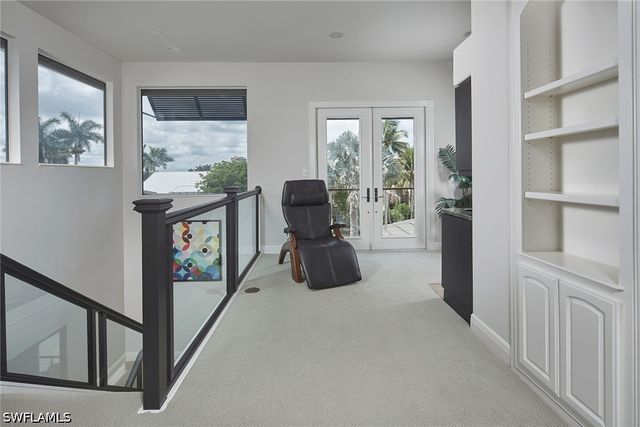 319 Lagoon AVE, Naples, FL 34108