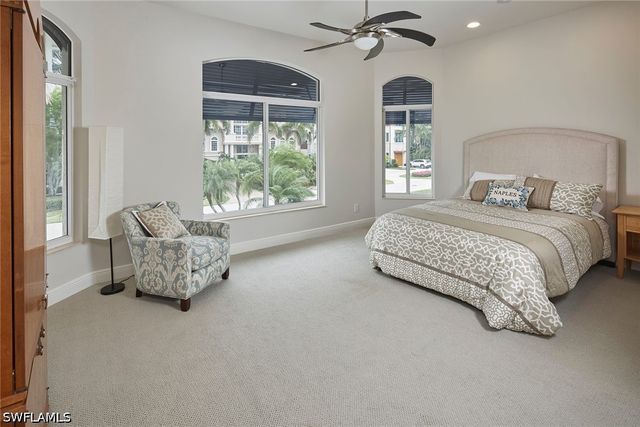 319 Lagoon AVE, Naples, FL 34108