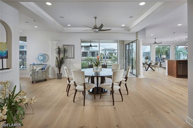 319 Lagoon AVE, Naples, FL 34108