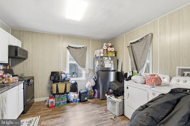 630 MIDLAND AVE, Front Royal, VA 22630