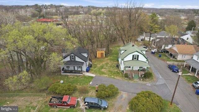 630 MIDLAND AVE, Front Royal, VA 22630