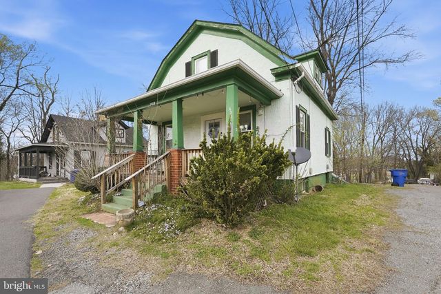 630 MIDLAND AVE, Front Royal, VA 22630