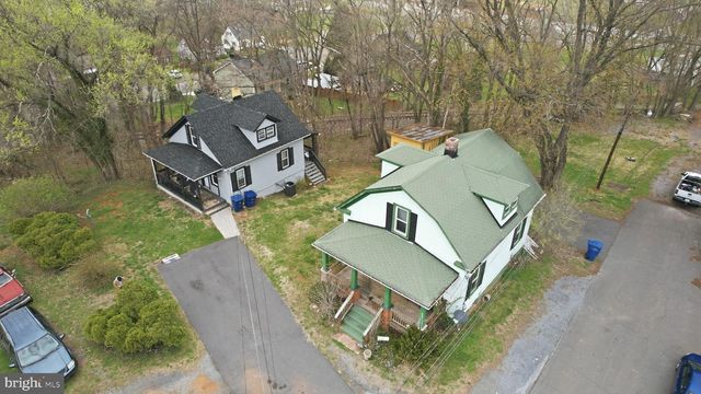 630 MIDLAND AVE, Front Royal, VA 22630