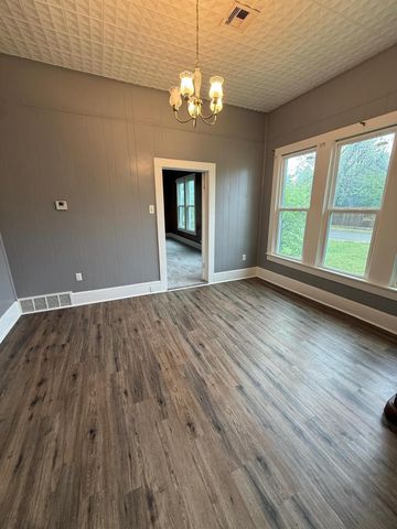 1121 S 23rd ST, Temple, TX 76504