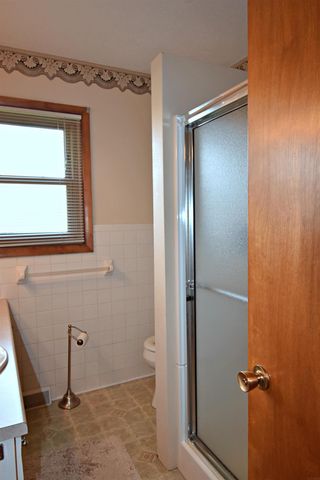 908 1st Ave. S.E., Oelwein, IA 50662