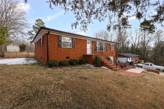 1755 Brook Drive, Asheboro, NC 27205