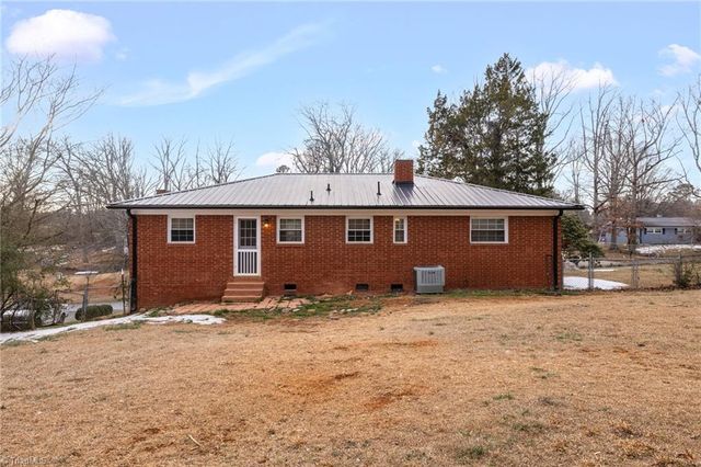 1755 Brook Drive, Asheboro, NC 27205