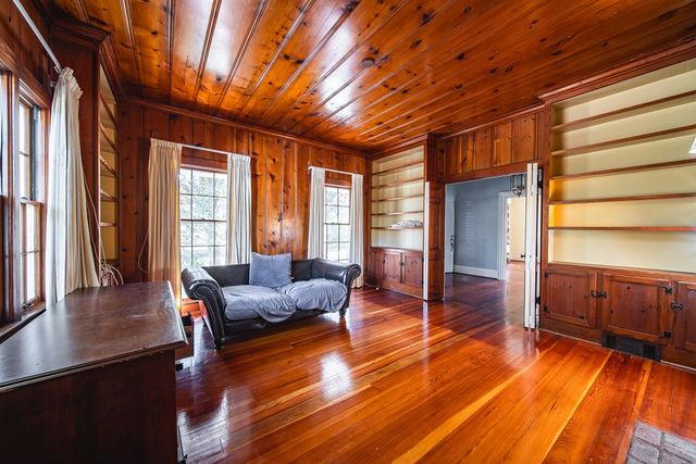 389 Summerville Road, Smiths Station, AL 36877