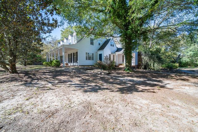 389 Summerville Road, Smiths Station, AL 36877