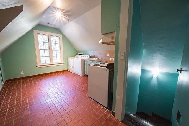 389 Summerville Road, Smiths Station, AL 36877