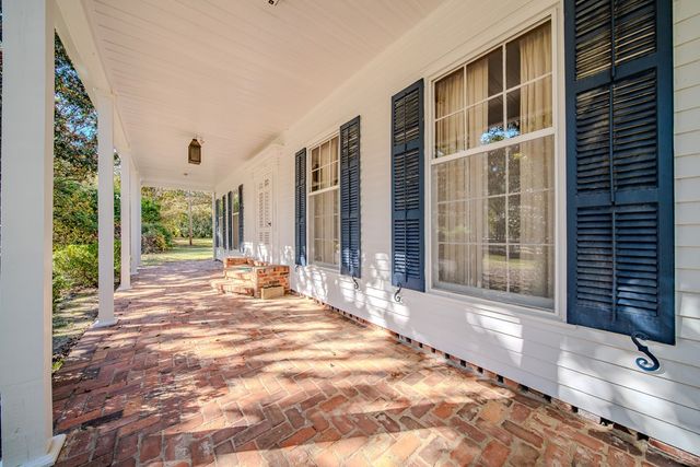 389 Summerville Road, Smiths Station, AL 36877