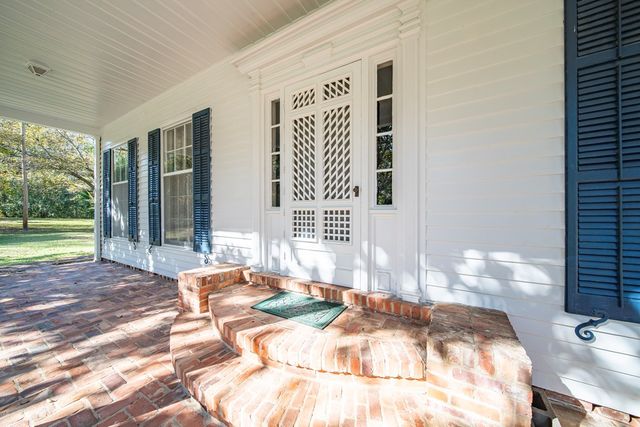 389 Summerville Road, Smiths Station, AL 36877