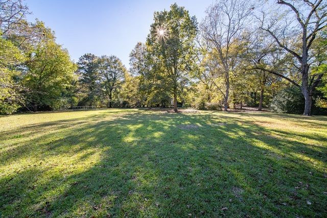 389 Summerville Road, Smiths Station, AL 36877