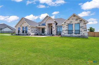 6613 King Oaks Boulevard, Salado, TX 76571