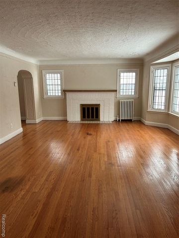 16624 Parkside Street, Detroit, MI 48221