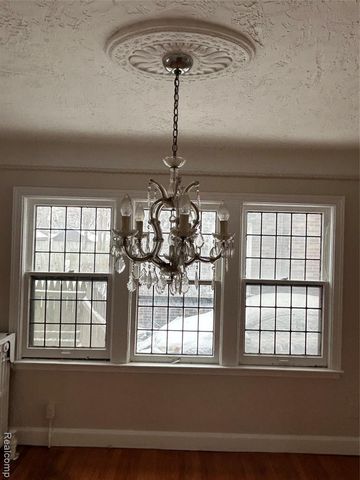 16624 Parkside Street, Detroit, MI 48221