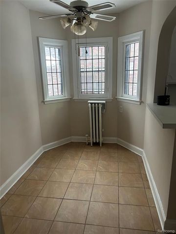 16624 Parkside Street, Detroit, MI 48221