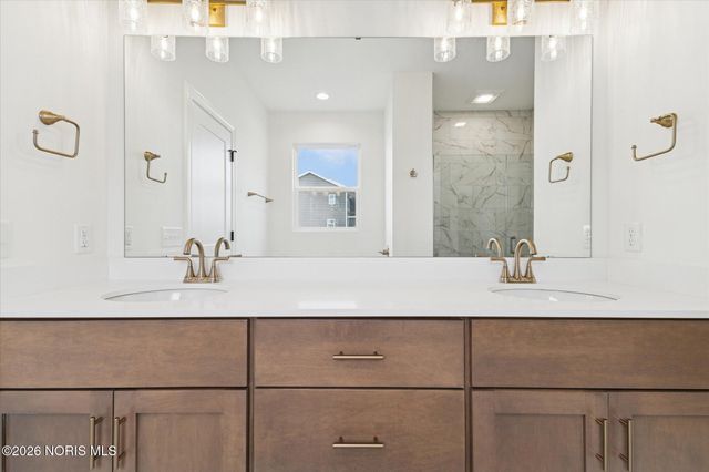 112 Kinloch Drive, Perrysburg, OH 43551