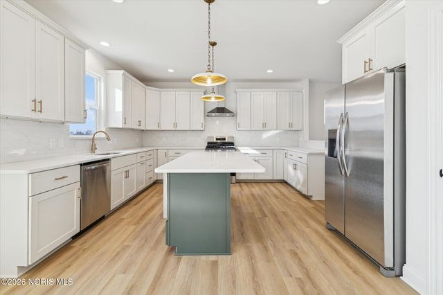 112 Kinloch Drive, Perrysburg, OH 43551