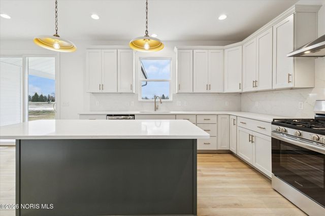 112 Kinloch Drive, Perrysburg, OH 43551