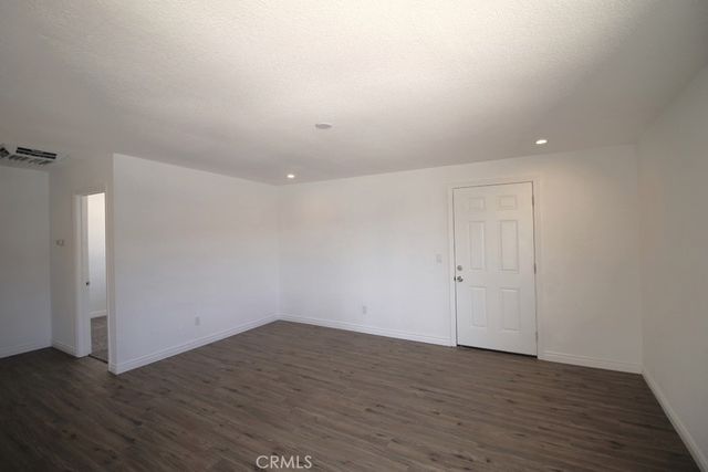 1040 Mojave Drive, Barstow, CA 92311