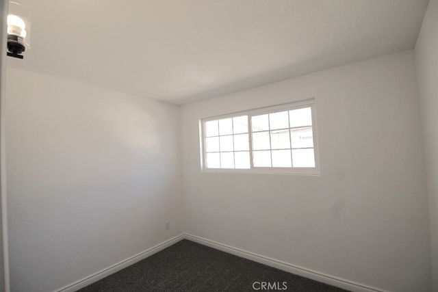 1040 Mojave Drive, Barstow, CA 92311