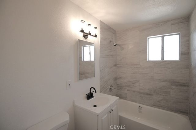 1040 Mojave Drive, Barstow, CA 92311