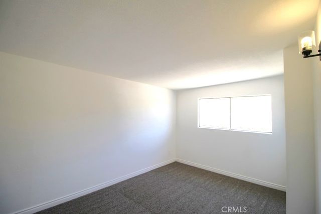 1040 Mojave Drive, Barstow, CA 92311