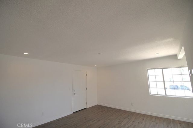 1040 Mojave Drive, Barstow, CA 92311