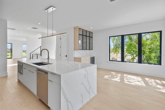 501 W ROSS AVENUE 3, Tampa, FL 33602