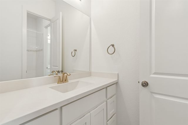 808 Bluestem Drive, Aubrey, TX 76227