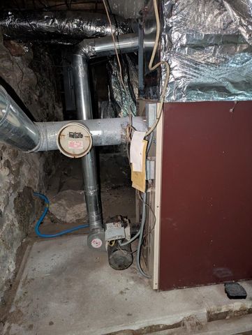 56 Sprague Street, Manchester, NH 03103