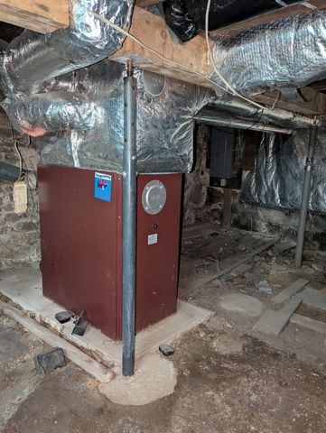 56 Sprague Street, Manchester, NH 03103