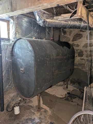 56 Sprague Street, Manchester, NH 03103