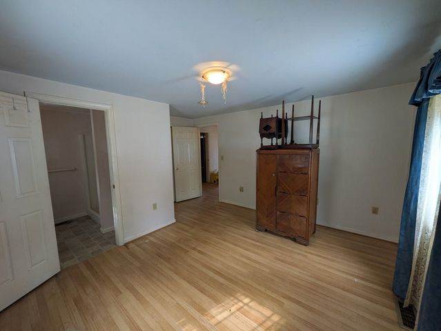 56 Sprague Street, Manchester, NH 03103