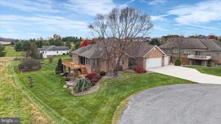 6396 SAUCON VALLEY DR, Fayetteville, PA 17222