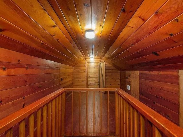 902 Sibley Street, Grand Rapids, MI 49504