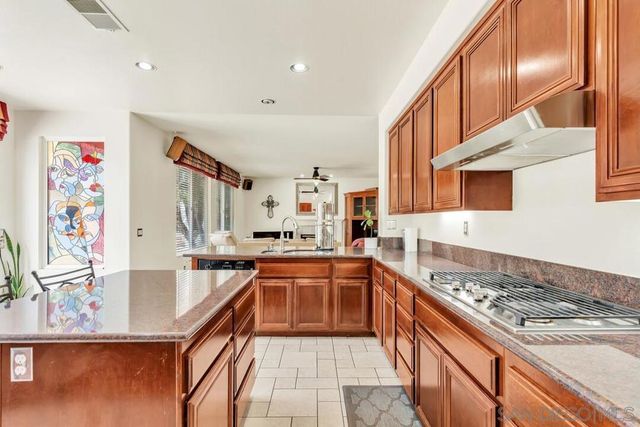 807 Calle Lagasca, Chula Vista, CA 91910