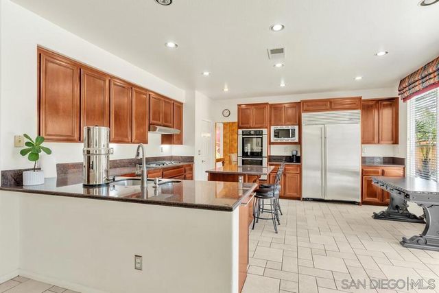807 Calle Lagasca, Chula Vista, CA 91910