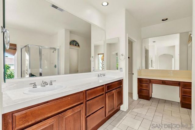 807 Calle Lagasca, Chula Vista, CA 91910