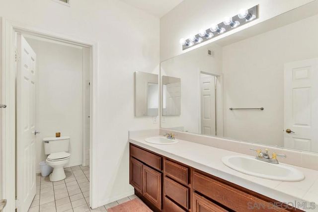 807 Calle Lagasca, Chula Vista, CA 91910